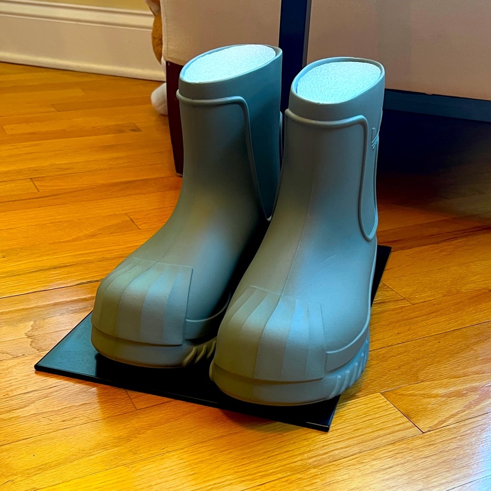 Adidas Adifom Superstar Rubber Boots. NWOB